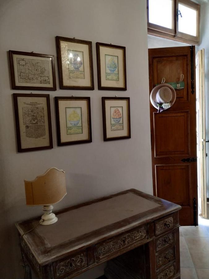 Borgo Antico Villa Lari ภายนอก รูปภาพ