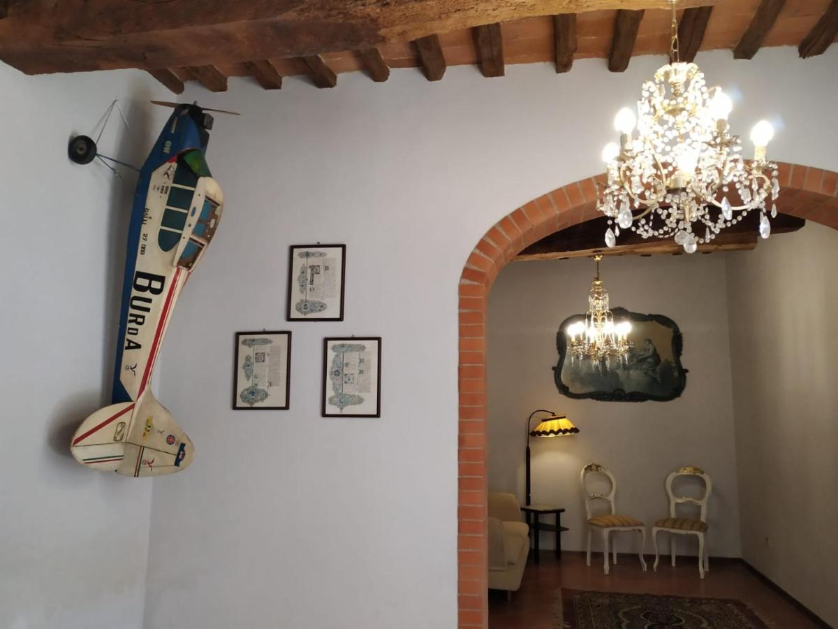 Borgo Antico Villa Lari ภายนอก รูปภาพ