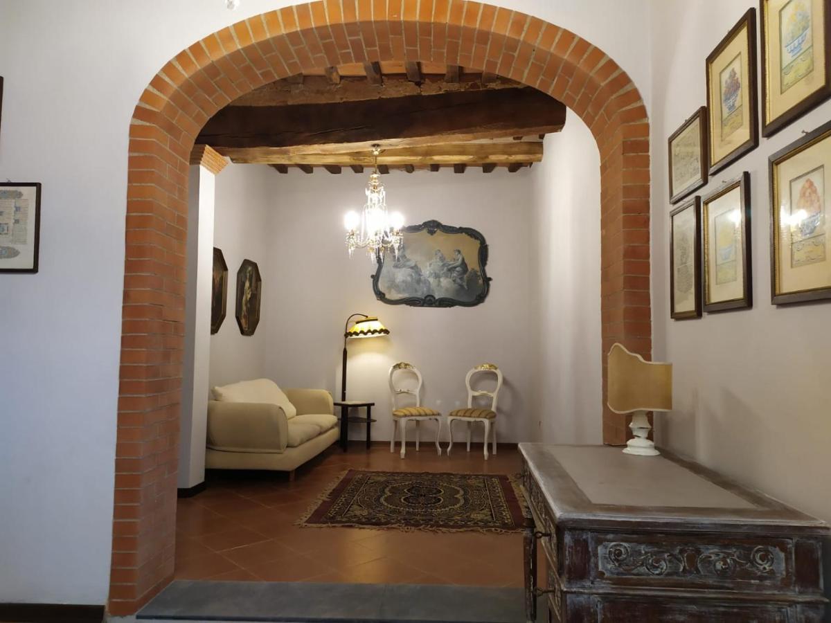 Borgo Antico Villa Lari ภายนอก รูปภาพ